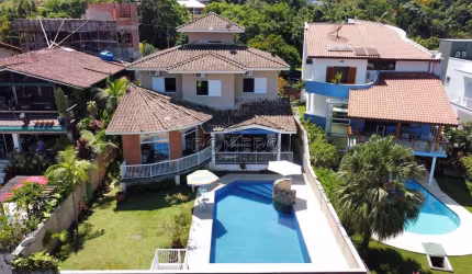 Casa para venda em Lagoinha de 244.00m² com 3 Quartos, 3 Suites e 1 Garagem