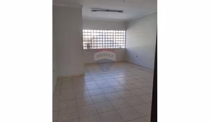 Sala Comercial para alugar em Vila Real de 42.50m²