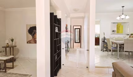 Casa para venda em Planalto Verde de 265.18m² com 4 Quartos, 4 Suites e 3 Garagens
