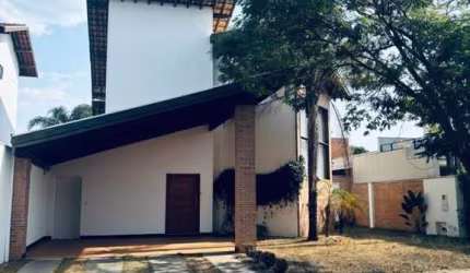 Sobrado para alugar em Parque Tecnológico Damha I São Carlos de 242.00m² com 3 Quartos, 3 Suites e 4 Garagens