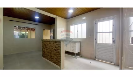 Casa para alugar em Jardim Amanda I de 80.00m² com 2 Quartos e 2 Garagens
