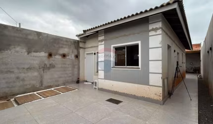 Casa para venda em Jardim Flamboyant de 55.45m² com 2 Quartos, 1 Suite e 1 Garagem