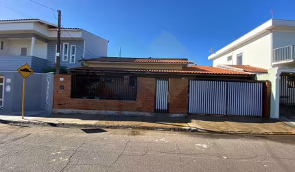 Casa para venda em Vila Auxiliadora de 180.00m² com 3 Quartos, 1 Suite e 2 Garagens
