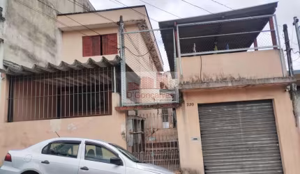 Sobrado para venda em Centro de 250.00m² com 2 Quartos e 3 Garagens