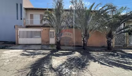 Casa para venda em Jardim Santa Rosa de 155.70m² com 3 Quartos, 1 Suite e 2 Garagens