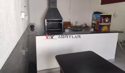 Casa para venda em Parque Residencial Jundiaí de 175.00m² com 2 Quartos, 1 Suite e 5 Garagens