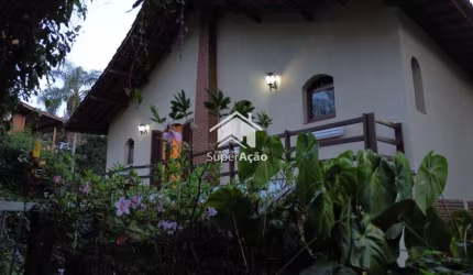 Casa para venda em Roseira de 473.00m² com 4 Quartos, 2 Suites e 3 Garagens