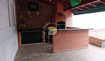 Casa para venda em Jardim Bi-centenário de 181.00m² com 3 Quartos e 1 Suite
