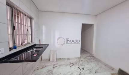 Casa para alugar em Vila São João Batista de 45.00m² com 1 Quarto