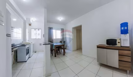 Apartamento para venda em Jardim Das Palmeiras de 45.00m² com 2 Quartos e 1 Garagem