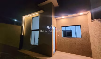 Casa para venda em Piracangaguá de 125.00m² com 2 Quartos, 1 Suite e 2 Garagens