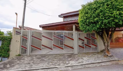 Casa para venda em Jardim Dos Estados de 249.95m² com 4 Quartos, 4 Suites e 3 Garagens
