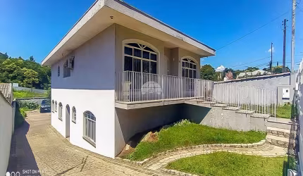 Casa para venda em Centro de 580.00m² com 6 Quartos, 1 Suite e 4 Garagens