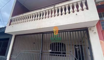 Casa para alugar em Vila Amelia de 270.00m² com 4 Quartos, 1 Suite e 2 Garagens
