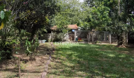 Chácara para alugar em Loteamento Fontes E Bosques Alam Grei de 200.00m² com 2 Quartos e 1 Suite