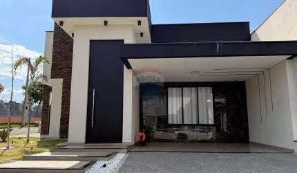 Casa de Condomínio para alugar em Parque Olívio Franceschini de 200.00m² com 3 Quartos, 3 Suites e 4 Garagens