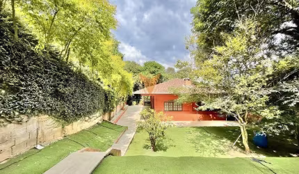 Casa para venda e aluguel em Chácaras Do Refúgio-granja Viana de 230.45m² com 3 Quartos, 1 Suite e 10 Garagens