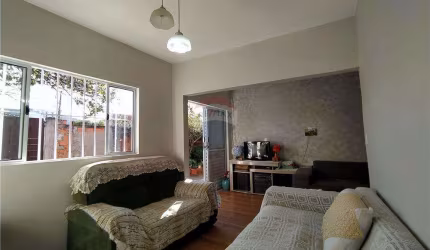 Casa para venda em Jardim Amanda I de 62.34m² com 2 Quartos e 1 Suite