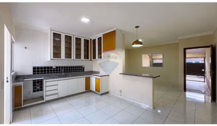 Casa para venda em Loteamento Remanso Campineiro de 128.31m² com 2 Quartos, 1 Suite e 2 Garagens