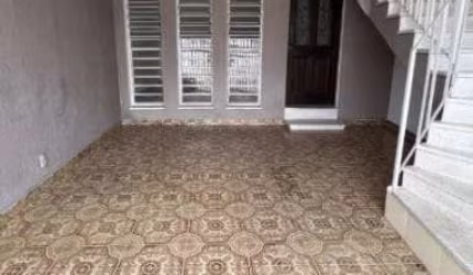 Casa para alugar em Centro de 171.00m² com 1 Quarto