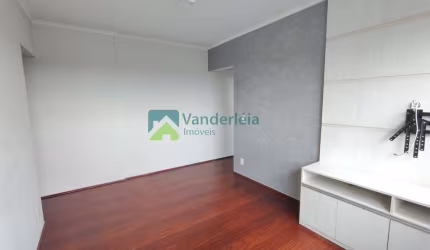 Apartamento para alugar em Centro de 67.00m² com 2 Quartos e 2 Garagens