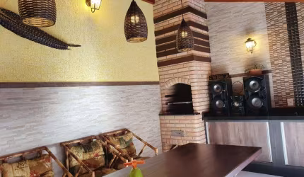 Casa para venda e aluguel em Jardim São Martinho de 160.00m² com 2 Quartos e 2 Garagens
