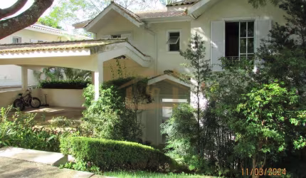 Casa para venda em Bosque Do Vianna de 300.00m² com 3 Quartos, 3 Suites e 2 Garagens