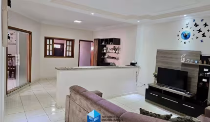 Casa para venda em Jardim Morro Azul de 157.00m² com 3 Quartos, 1 Suite e 2 Garagens