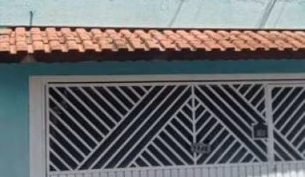 Sobrado para venda em Jardim Irene de 250.00m² com 4 Quartos e 2 Garagens