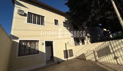 Casa para venda em Penha de 100.00m² com 3 Quartos e 1 Suite
