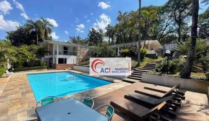 Casa para venda em Vila Santo Antônio de 850.00m² com 4 Quartos, 3 Suites e 6 Garagens