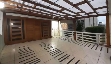 Casa à Venda com 3 Quartos, 1 Suíte, 3 Vagas, 151m², Campinas, São José - SC
