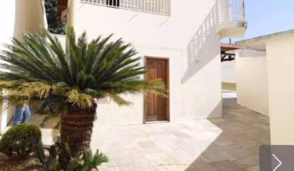 Casa com 3 dormitórios à venda, no Jardim do Lago em Atibaia/SP - CA1196