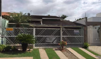 Casa com 3 dormitórios à venda de 141 m² na Vila Helena em Atibaia/SP - CA3805