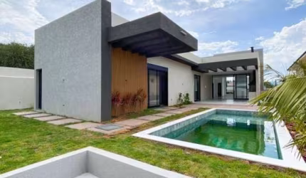 Casa com 3 suítes à venda no Condomínio Figueira Garden em Atibaia/SP - CA4565