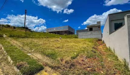 Terreno à venda, 326 m² no Residencial Jardins da Catalunha - Atibaia/SP - TE2441
