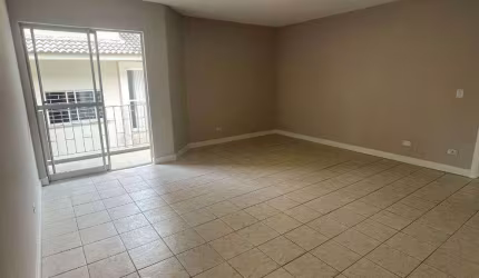 Apartamento com 4 dormitórios para alugar, 101 m² por R$ 2.650/mês - Parolin - Curitiba/PR