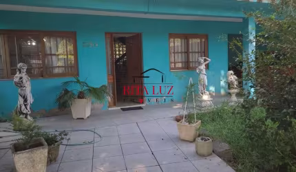 Casa com 3 quartos à venda na Rua Barão do Amazonas, 3254, Partenon, Porto Alegre por R$ 740.000