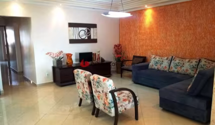 Sobrado à venda 3 Quartos, 1 Suite, 16 Vagas, 572M², Nova Gerty, São Caetano do Sul - SP