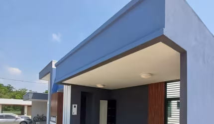 Ótima casa com Piscina - Cond. Vivenda das Marinas - R$ 890.000,00