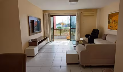 Ótimo Apartamento no Vieiralves - 187m² - R$ 760.000,00