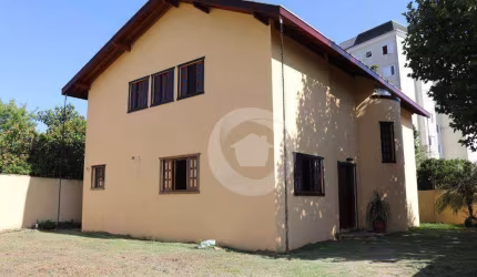 Sobrado com 5 dormitórios à venda, 230 m² por R$ 1.300.000,00 - Jardim Alvorada - São José dos Campos/SP