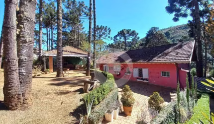 Casa com 3 dormitórios, 240 m² - venda por R$ 1.100.000,00 ou aluguel por R$ 20.110,00/mês - Descansópolis - Campos do Jordão/SP
