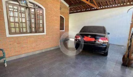 Casa com 3 dormitórios à venda, 209 m² por R$ 530.000 - Monte Castelo - São José dos Campos/SP