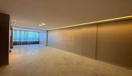 Apartamento de 235m&#178; na Beira Mar de Boa Viagem