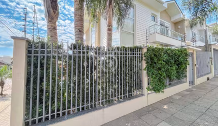 Venda | Casa com 188,00 m², 3 dormitório(s), 4 vaga(s). União, Estância Velha