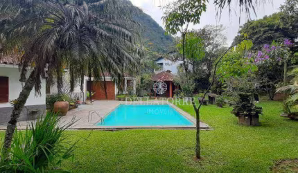 Casa com 5 dormitórios à venda, 408 m² por R$ 1.600.000,00 - Granja Guarani - Teresópolis/RJ