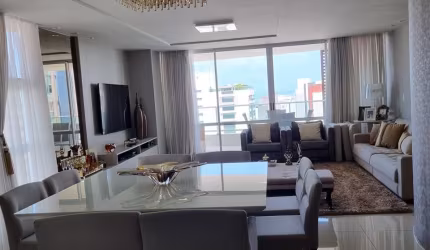 Apartamento em Amplo em Tambaú 3 suítes 2 Vagas Andar Alto