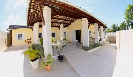 Casa de Alto Padrão com 5 dormitórios sendo 3 suítes no Bairro do Jardim Petrópolis - 1.200m²
