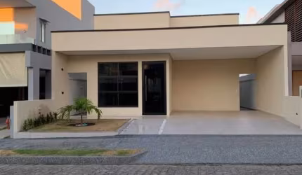 Casa em Condomínio Fechado no Antares com 3 quartos sendo 2 suítes - 240m²
